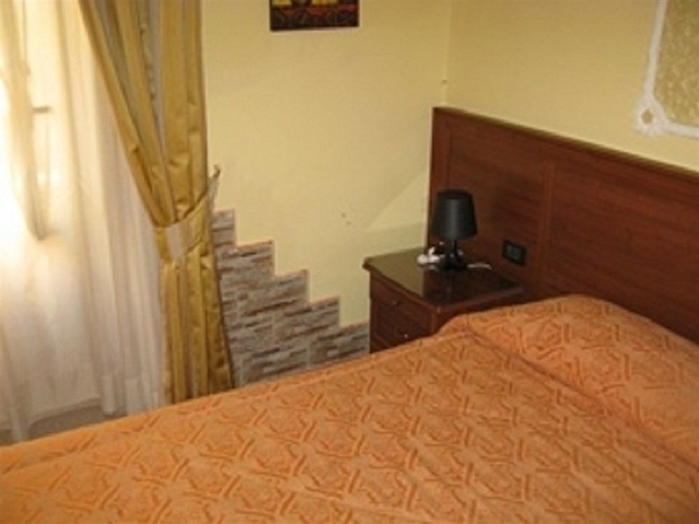 Pensione Enea Naples Exterior photo