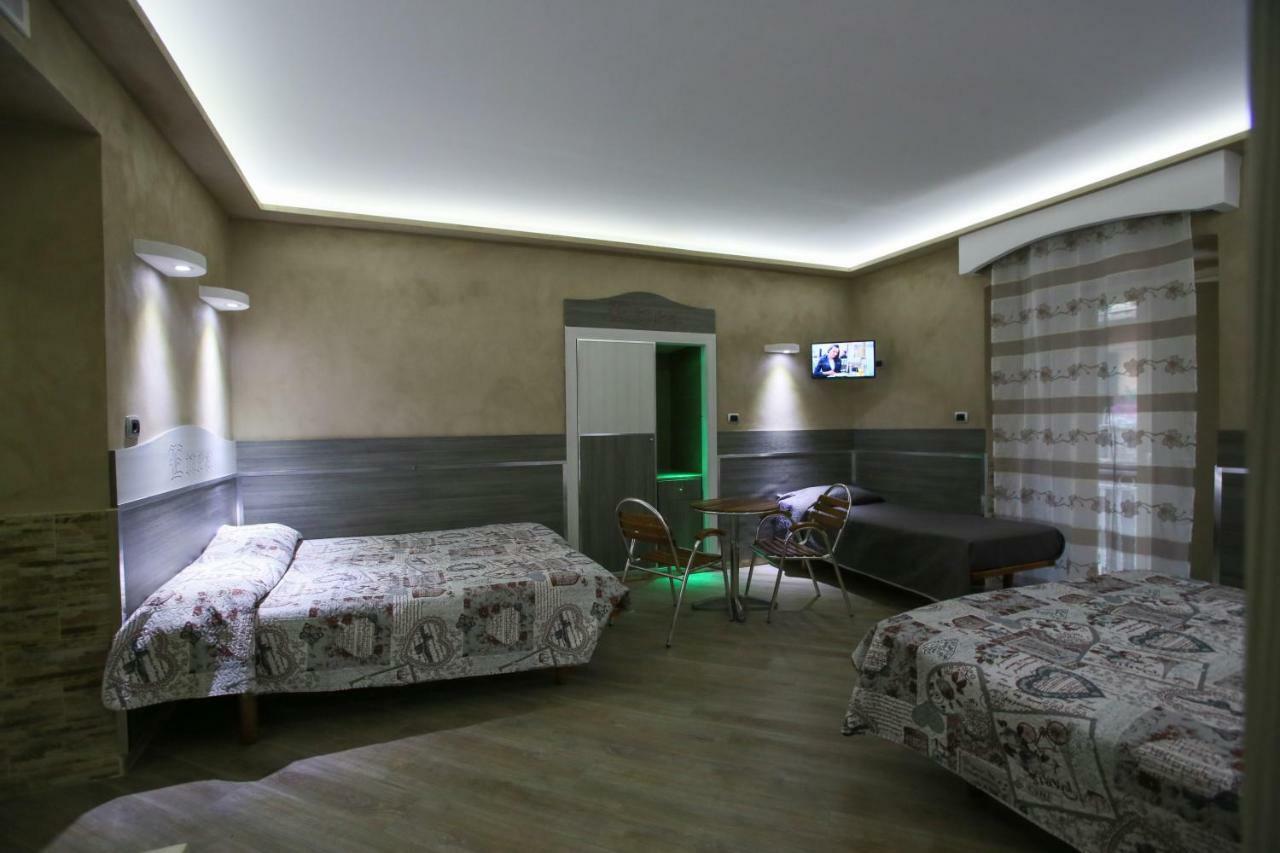 Pensione Enea Naples Exterior photo