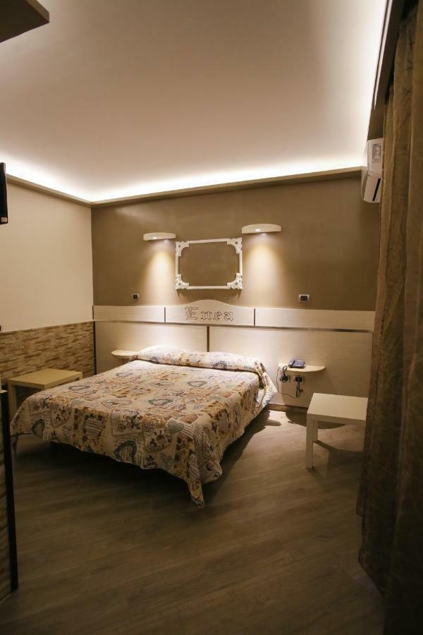 Pensione Enea Naples Exterior photo
